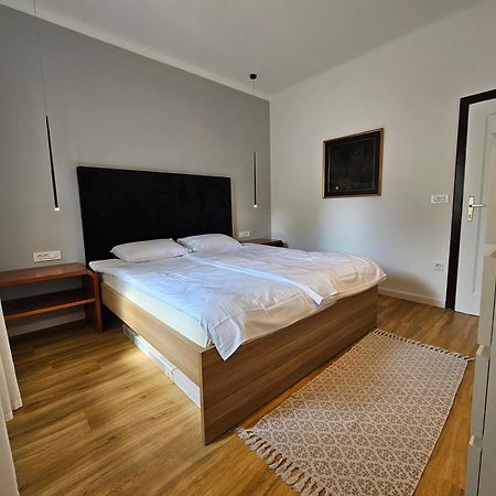 Hotel Sporn Radomlje エクステリア 写真